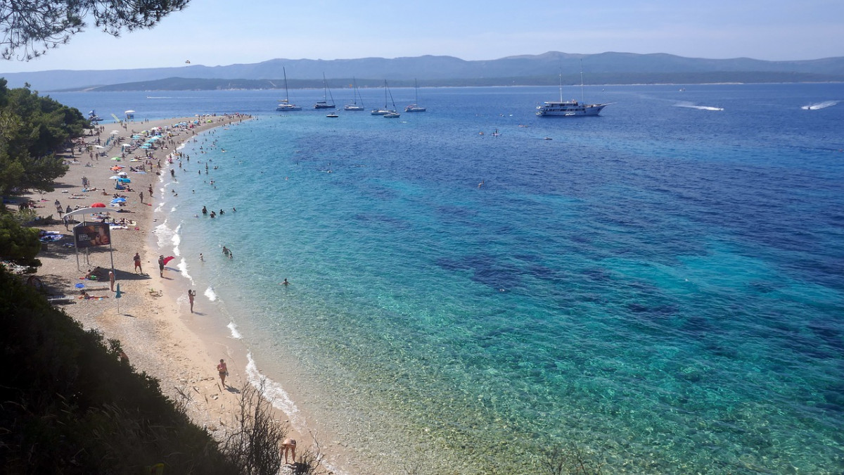 Beindult a szezon a horvát tengerparton