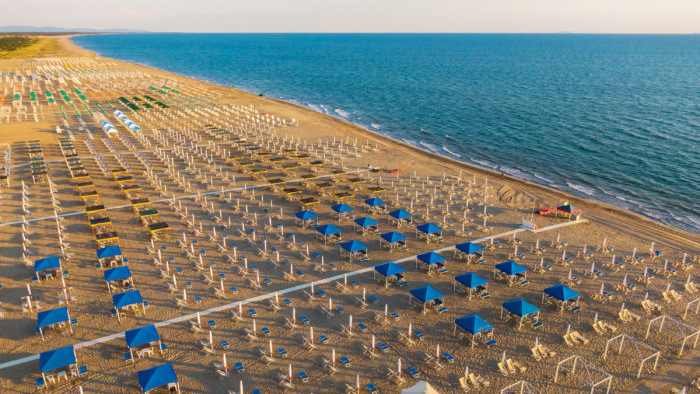 Mediterrán tengerparton pihennék ki a karantént a magyarok