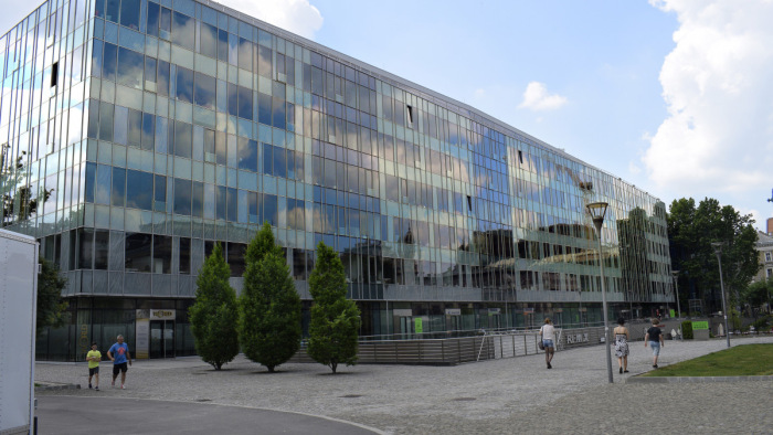 A régiónk egyik legnagyobb irodaeladása történt meg Budapesten