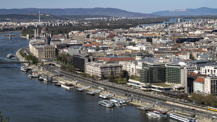 Budapest szorosan Bécs mögött áll a lakásbérleti díjak összehasonlításában egy elemzés szerint