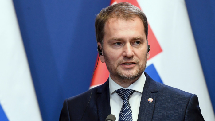 44 milliárd euróval tért haza Brüsszelből a szlovák kormányfő