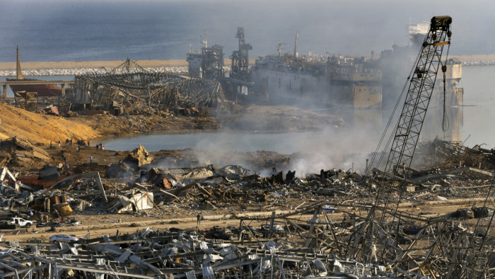Elsűllyeszett egy óceánjárót a bejrúti robbanás