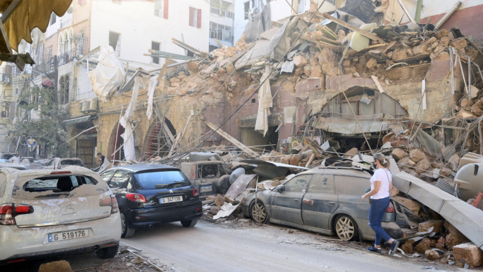 Katasztrófa Bejrútban - Kéthetes szükségállapotot hirdettek ki a libanoni fővárosban