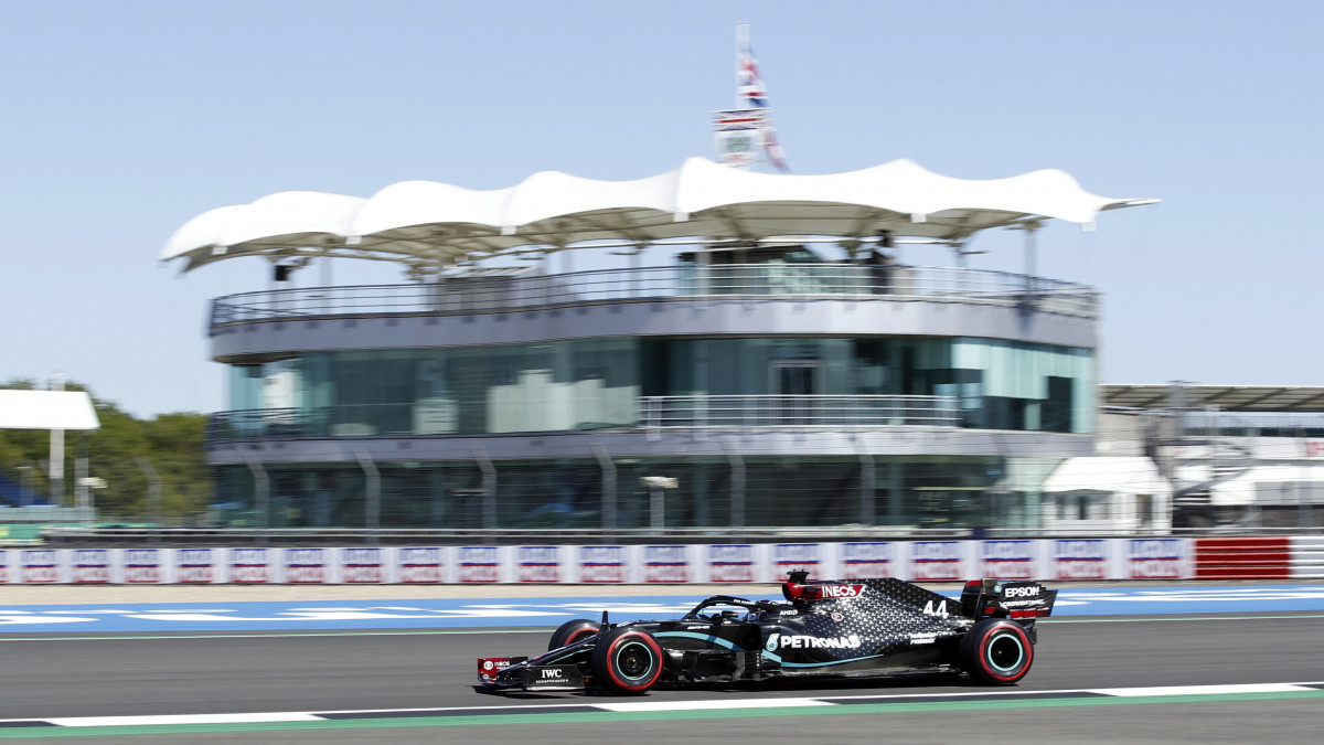 Forma-1 - Lewis Hamilton volt a leggyorsabb a harmadik szabadedzésen