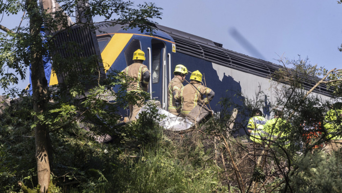 Súlyos vasúti szerencsétlenség Skóciában