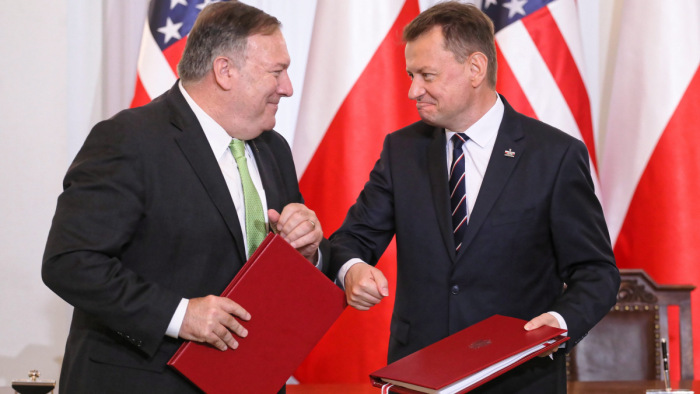 Varsóban aláírták a megerősített lengyel-amerikai védelmi együttműködésről szóló szerződést