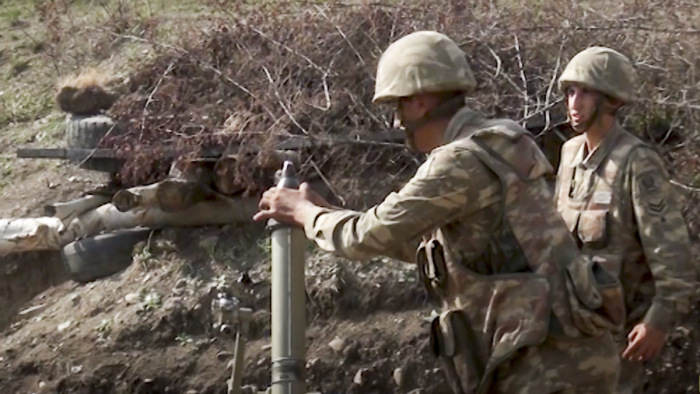 Máris lőttek az újabb tűzszünetnek Hegyi-Karabahban