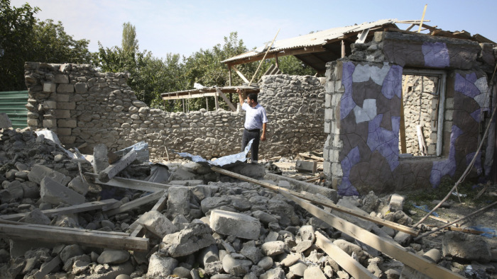 Hegyi-Karabah: folytatódnak a harcok