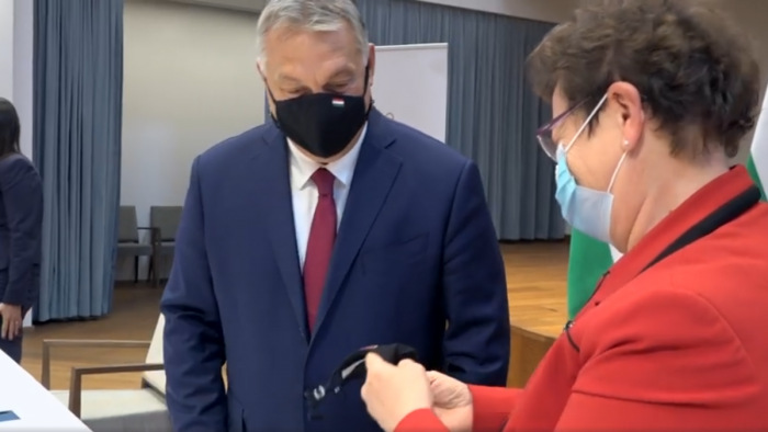 Orbán Viktor különleges dologgal lepte meg Müller Cecíliát - videó
