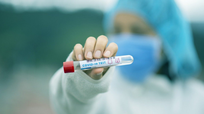 Bejelentette az iskolai dolgozók koronavírus-tesztelését Karácsony Gergely