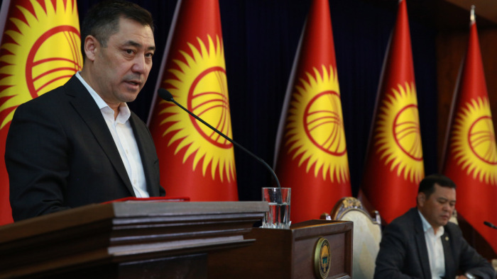 Kinevezte a parlament az új kirgiz miniszterelnököt