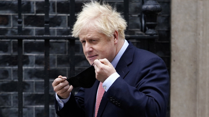 Karanténban van Boris Johnson