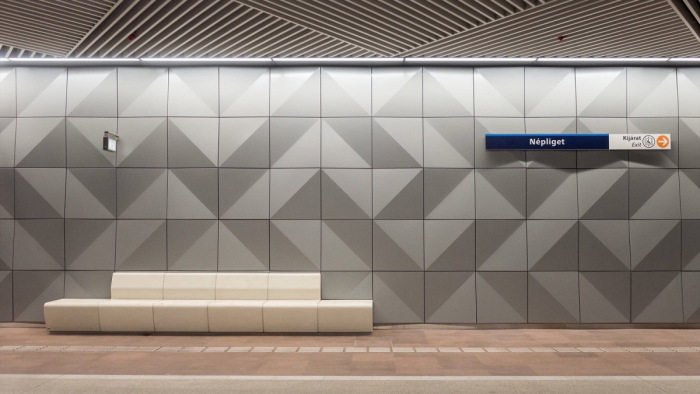 Átadták a 3-as metró felújított szakaszát – fotók