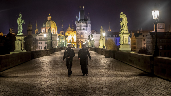A szomorú rekord után tovább marad a cseh rendkívüli helyzet