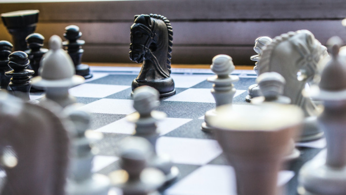 Új távlatok nyílhatnak a tehetséges fiatal sakkozóink előtt
