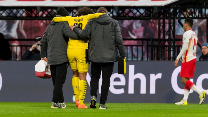 Hónapokig nem játszhat a Borussia Dortmund belga középpályása