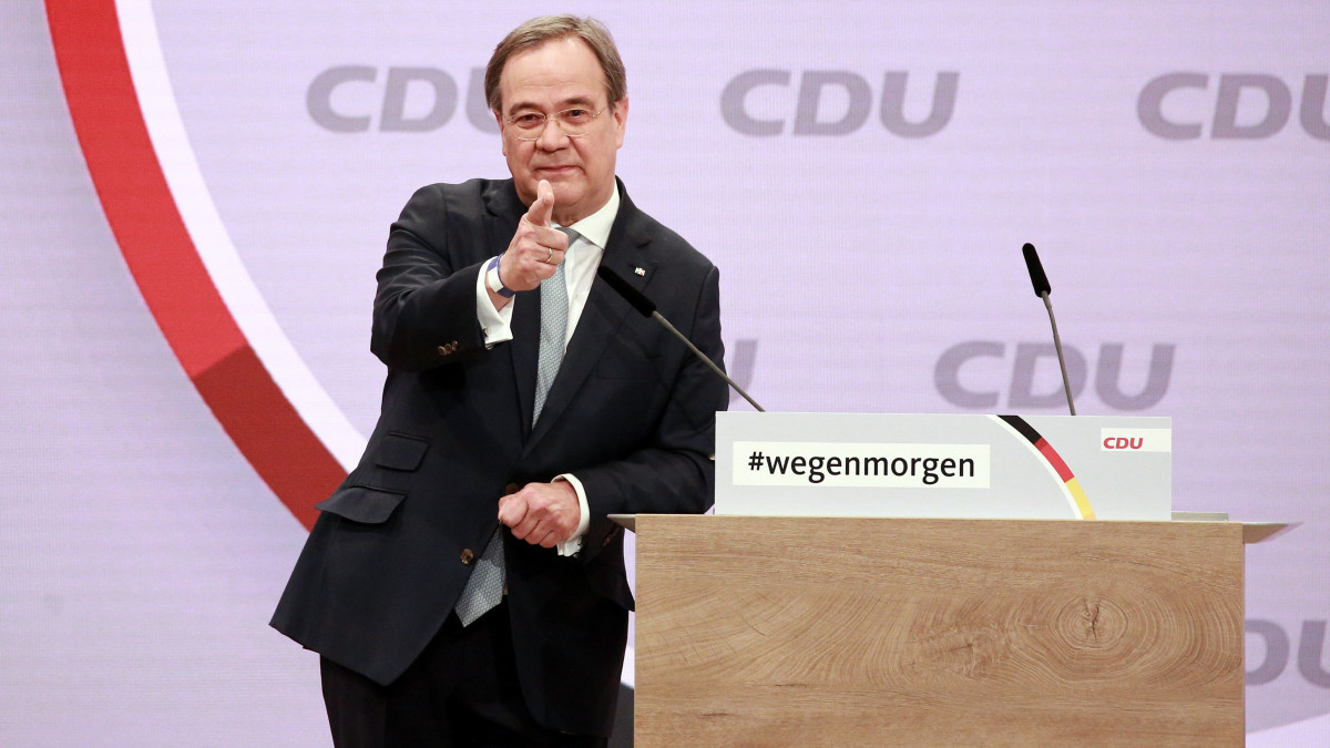 Armin Laschetre esett a CDU választása