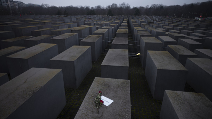 Kiderült, hány holokauszt-túlélő van még életben