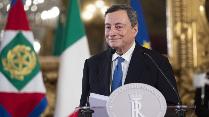 Mindenki csodát vár Draghitól, de a legnagyobb csoda az lenne, ha ez sikerülne neki