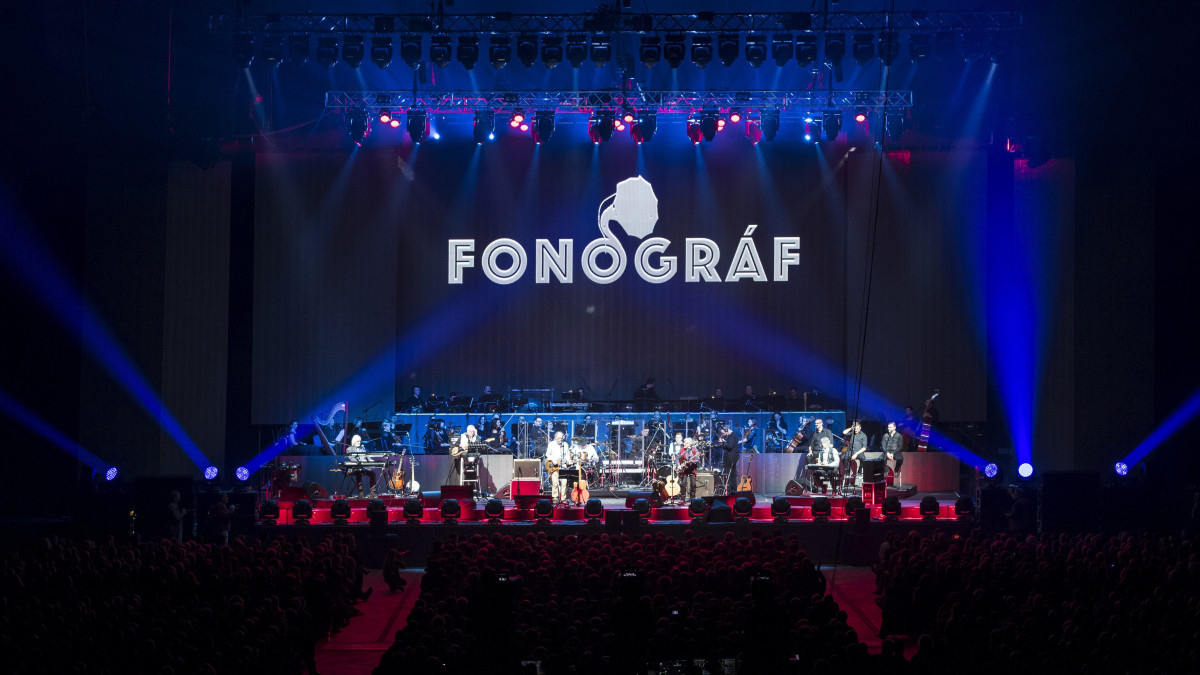 A Fonográf együttes koncertje a Papp László Budapest Sportarénában 2018. február 16-án.