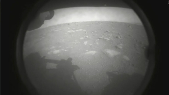 Sikeresen landolt a NASA Perseverance marsjárója a vörös bolygón - íme az első fotók