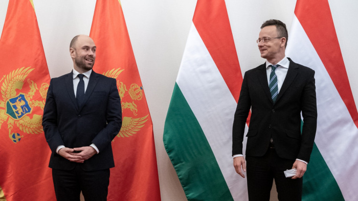 Két magyar diplomata segíti Montenegró uniós csatlakozását