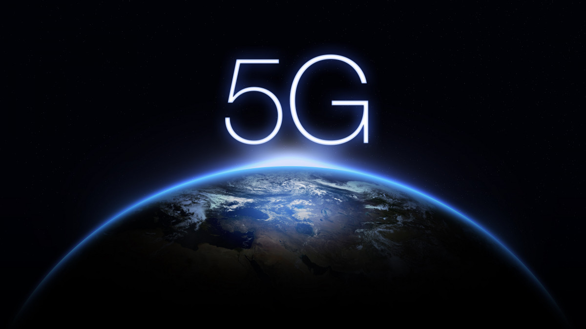 Falja Kína az 5G telefonokat