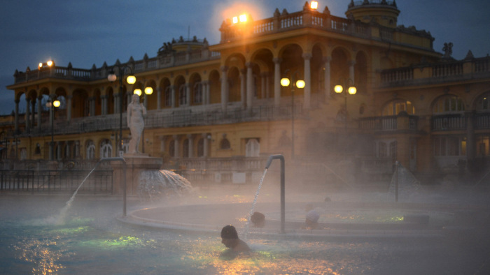 Budapesti fürdők: meleg helyzet, hidegebb víz