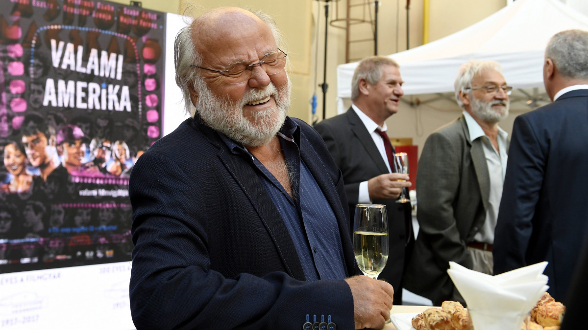 Haumann Péter Kossuth-díjas és kétszeres Jászai Mari-díjas színész, a Nemzet Színésze a százéves Filmgyár jubileumi ünnepségén a Mafilm Róna utcai telepén 2017. szeptember 7-én.