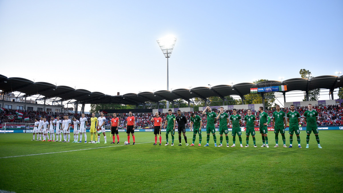 Budapest , Hungary - 8 June 2021; Players and match officials stand for the playing of the National Anthems before the international friendly match between Hungary and Republic of Ireland at Szusza Ferenc Stadion in Budapest, Hungary. (Photo By Alex Nicodim/Sportsfile via Getty Images)