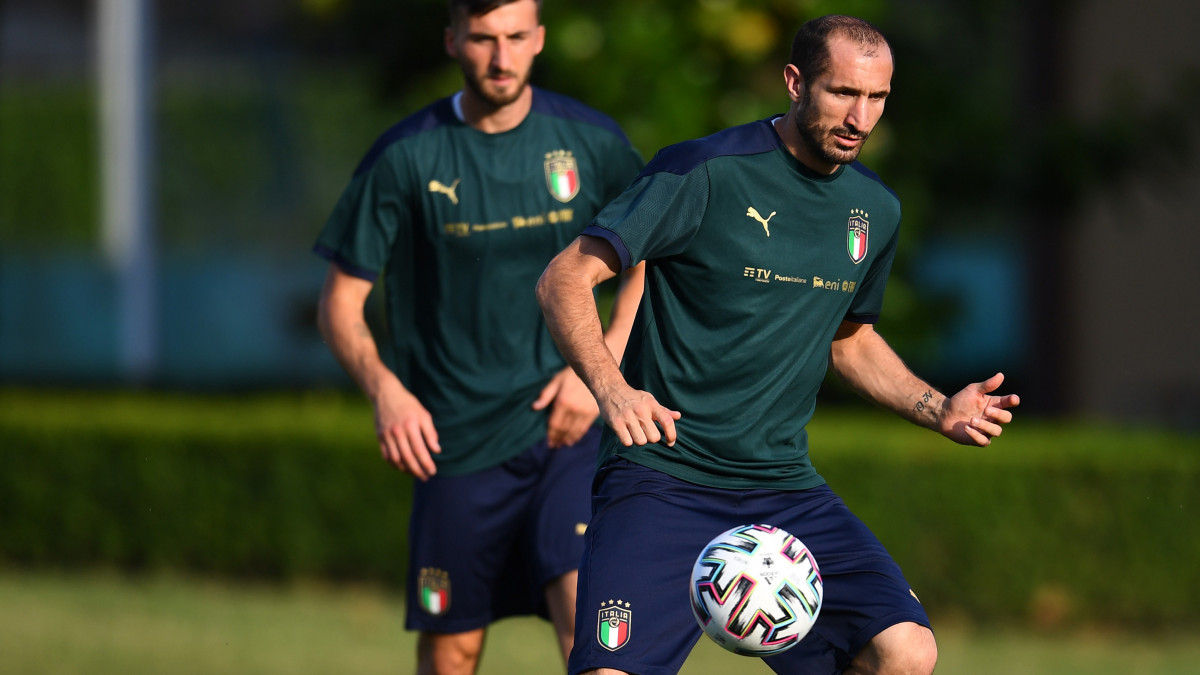 FLORENCE, ITALY - JUNE 28: Giorgio Chiellini of Italy in action during a Italy training session at Centro Tecnico Federale di Coverciano on June 28, 2021 in Florence, Italy. (Photo by Claudio Villa/Getty Images)