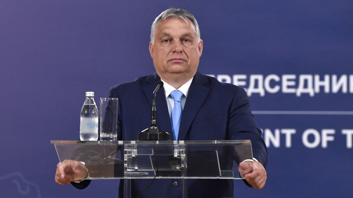 Orbán Viktor miniszterelnök az Aleksandar Vucic szerb elnökkel tartott belgrádi sajtótájékoztatón 2021. július 8-án.