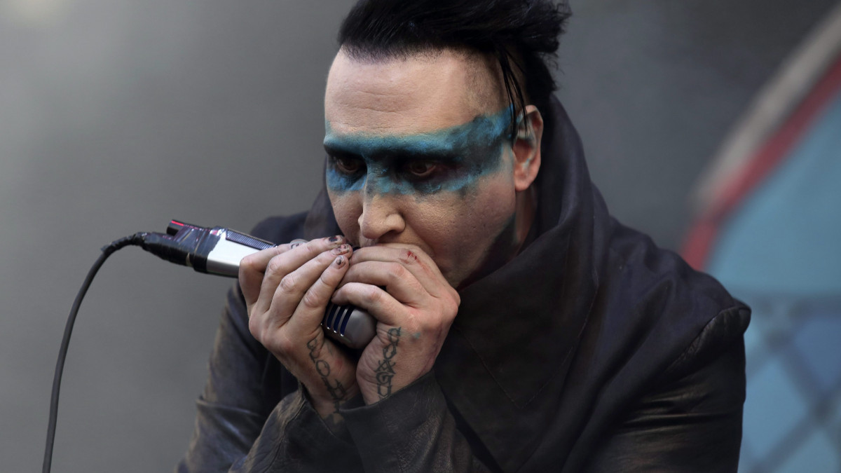 Marilyn Manson amerikai rockzenész lép fel a Rock on the Range elnevezésű rockfesztiválon az Ohio állambeli Columbusban 2015. május 15-én.