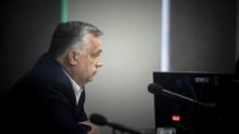 Orbán Viktor péntek reggel: az EU úgy viselkedik, mint egy hadviselő fél