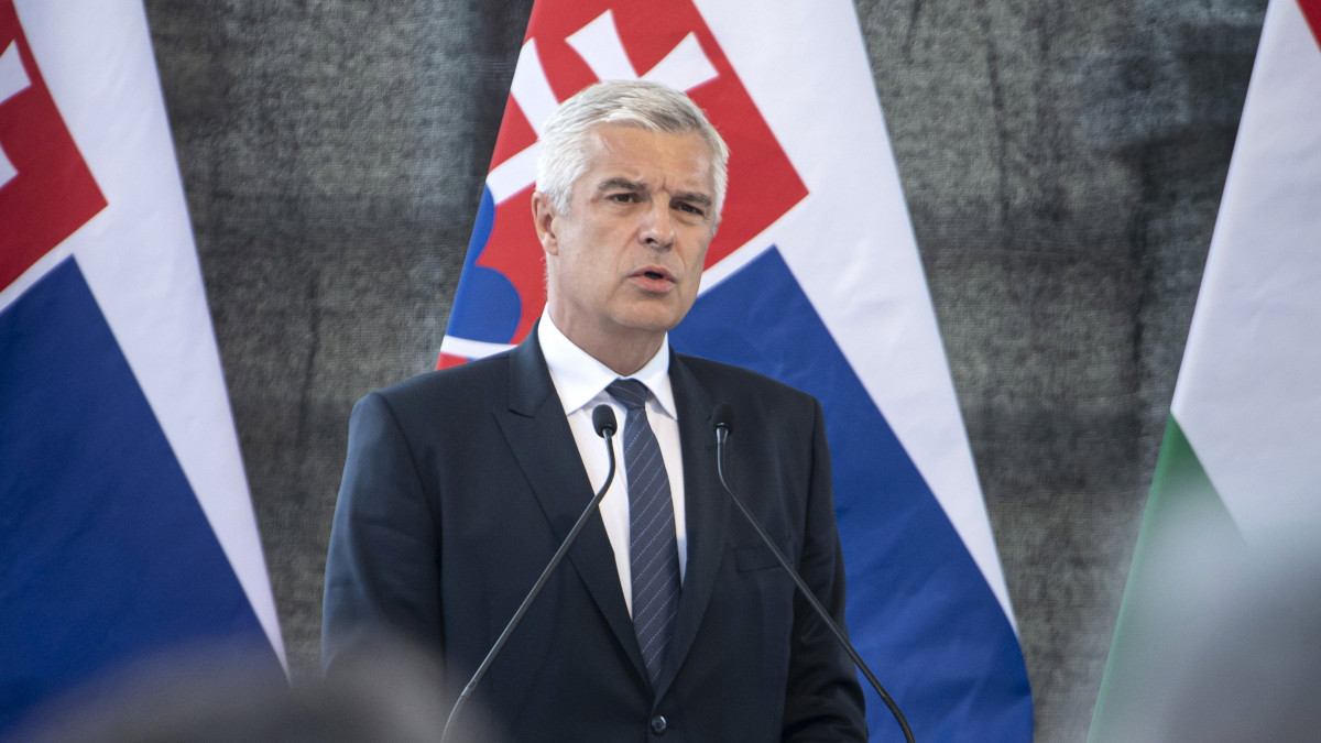Feljelentéssel élesedik az elnökválasztási kampány Szlovákiában