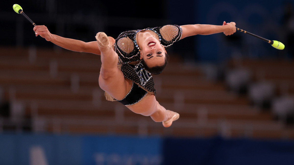 TOKYO, JAPAN - AUGUST 07: Linoy Ashram of Team Israel competes during the Individual All-Around Final on day fifteen of the Tokyo 2020 Olympic Games at Ariake Gymnastics Centre on August 07, 2021 in Tokyo, Japan. (Photo by Laurence Griffiths/Getty Images)
