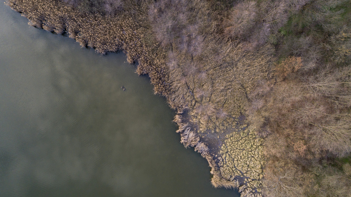 A Herman Ottó-tó Orfűn 2019. március 20-án. Az ENSZ március 22-ét nyilvánította a víz világnapjává, amelynek célja a környezet és ezen belül a Föld vízkészletének védelme.