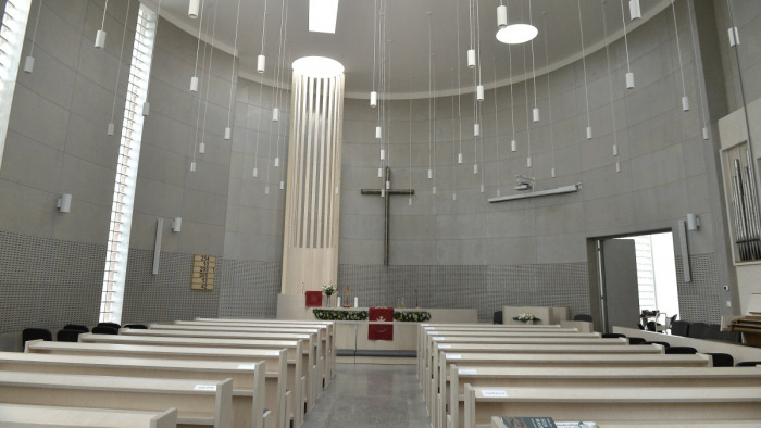 Felszentelték Budakeszi új evangélikus templomát - fotók