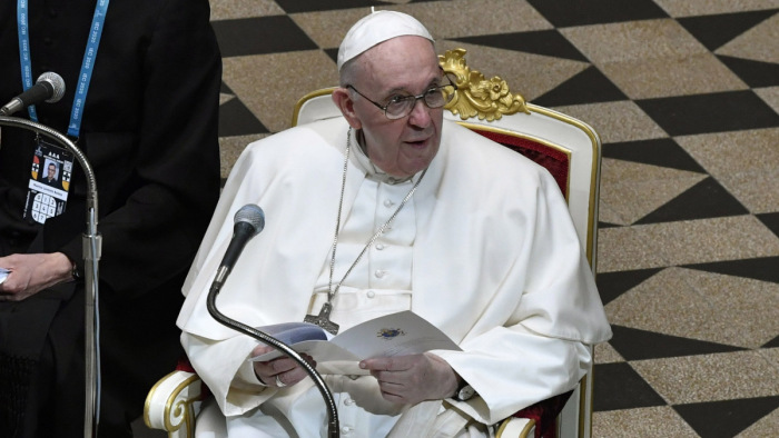 Ferenc pápa: az előítéletektől a párbeszédig el kell jutni