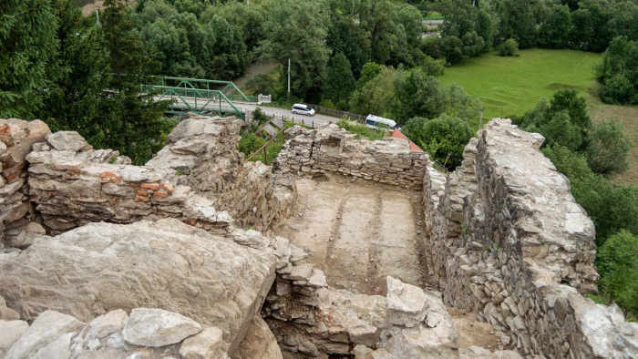 Újraépül a gyimesbükki Rákóczi-vár