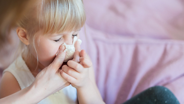 Rövidebb, de intenzívebb influenzajárványra számítanak a gyermekorvosok