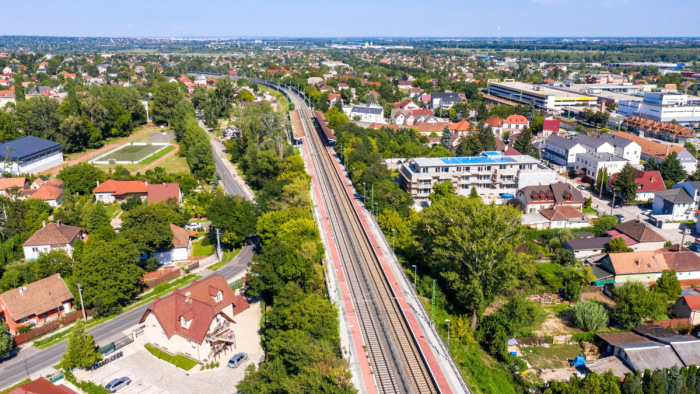 Létfontosságú vasúti fejlesztést adtak át a budapesti agglomerációban