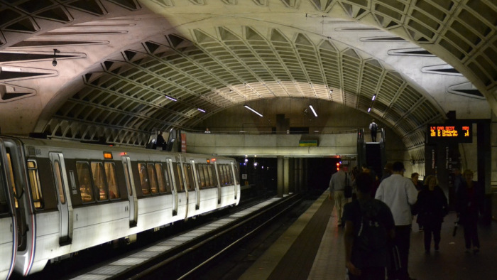 Egy gyors ellenőrzés után a metrókocsik 60 százalékát leállítják Washingtonban
