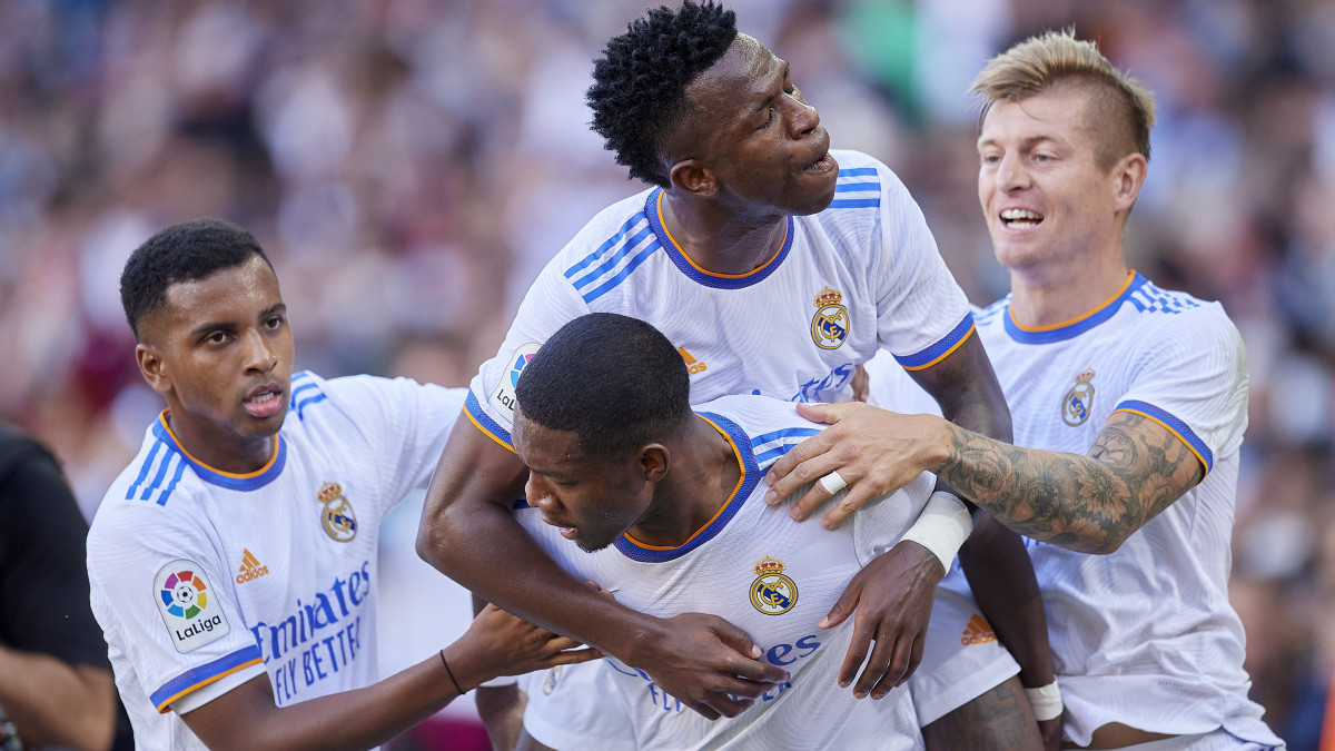 David Alaba of Real Madrid celebrates after scoring his sides first goal during the La Liga Santander match between FC Barcelona and Real Madrid CF at Camp Nou on October 24, 2021 in Barcelona, Spain. (Photo by Jose Breton/Pics Action/NurPhoto via Getty Images)