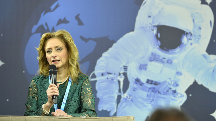 Napokon belül megnevezik a magyar űrhajósjelölteket