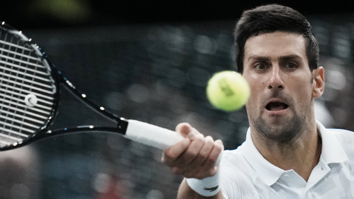 Újabb Djokovic-rejtély: mégis játszhat oltás nélkül Melbourne-ben