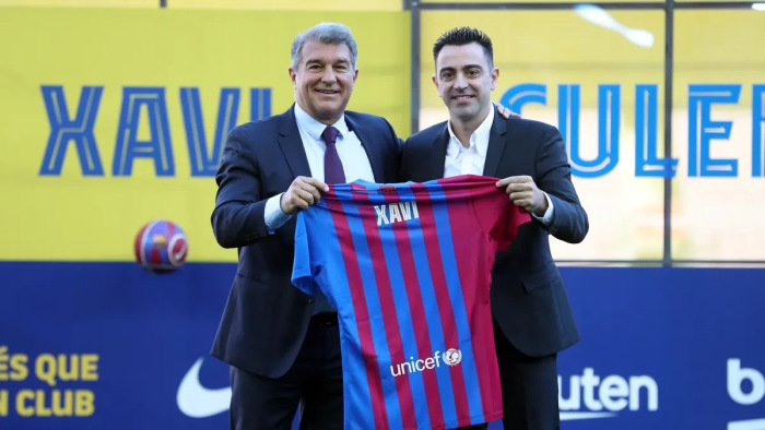 Xavit bemutatták Barcelonában – minden meccset meg akar nyerni