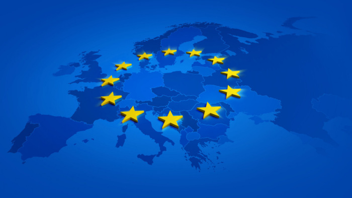 Az EP a jogállamisági eljárás elindítását sürgeti