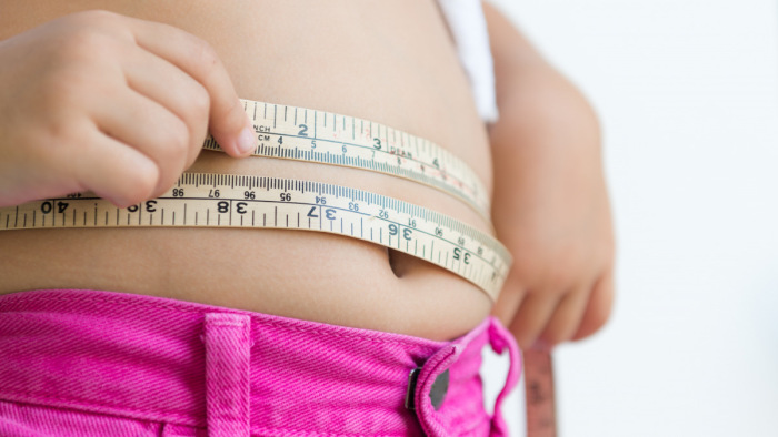 Őrület Amerikában: már gyerekeknek is javasolnak elhízás ellen gyógyszert vagy műtétet