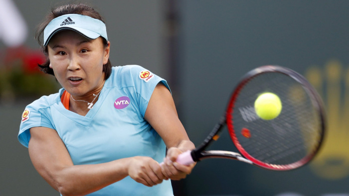 Feltűnt az eltűnt kínai teniszezőnő – videó